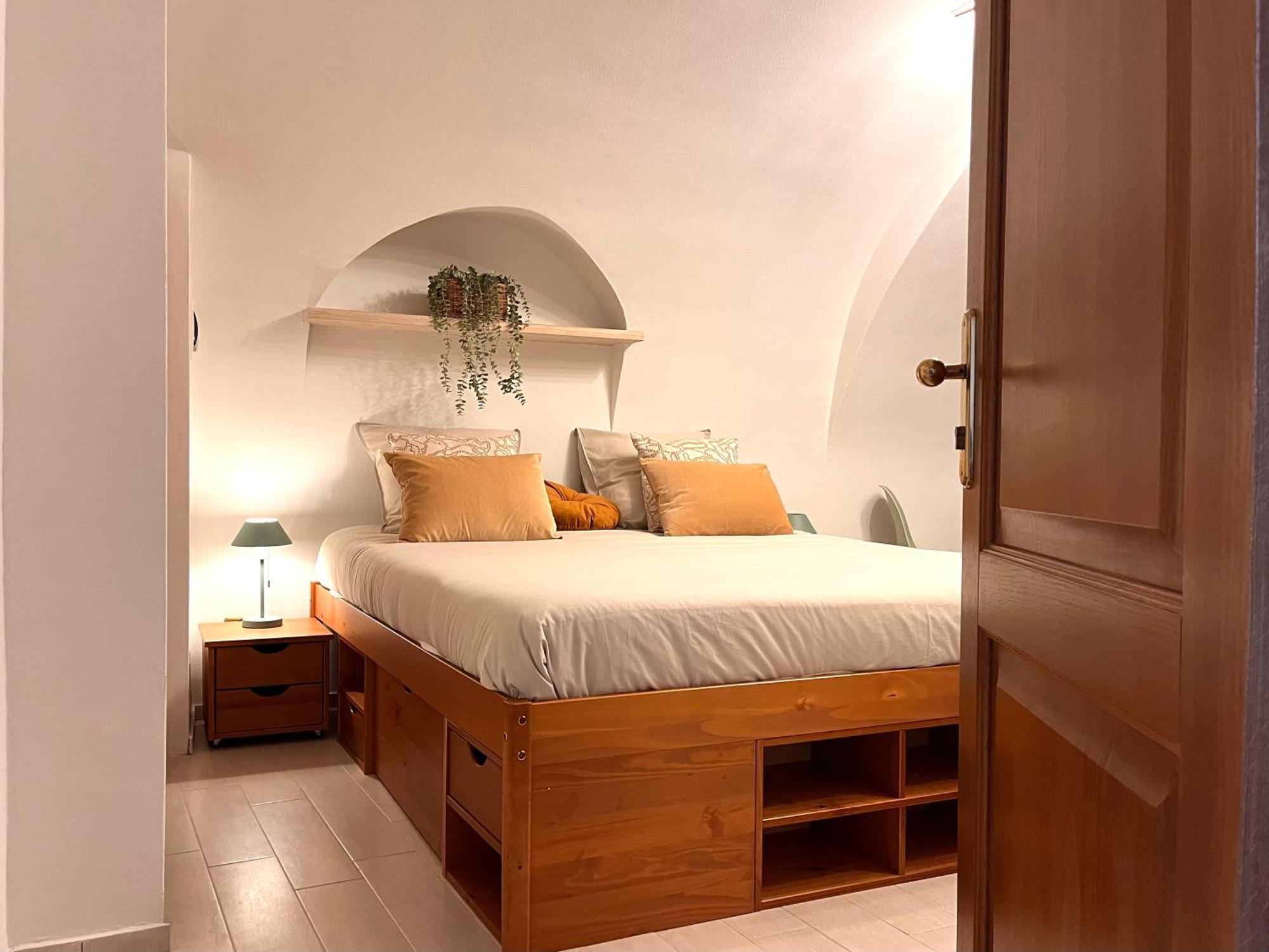 Ca' Pecina - Casa Vacanze Dolceacqua Eksteriør billede